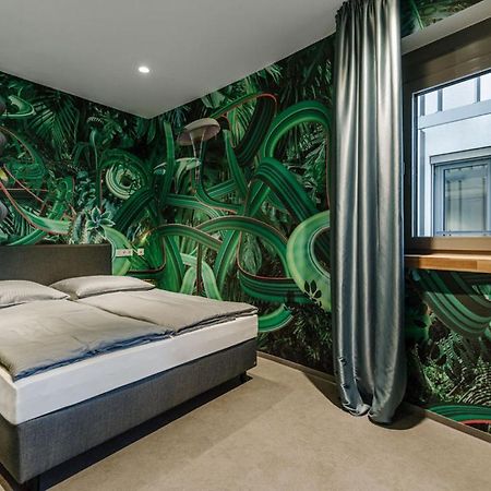 Brucklyn Suites Erlangen Ngoại thất bức ảnh